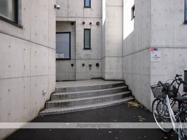 シークエンス620Cの玄関写真