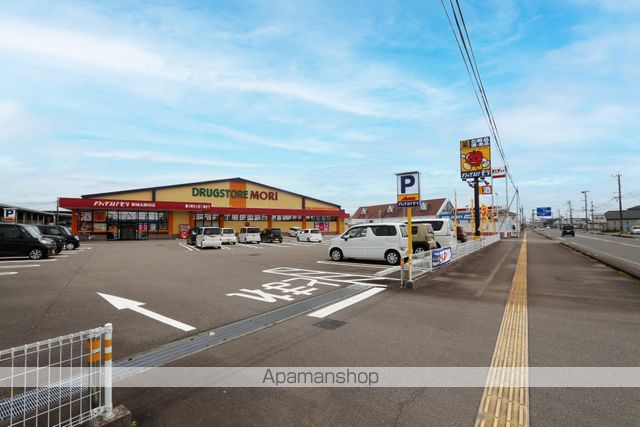 長峯貸家の周辺写真