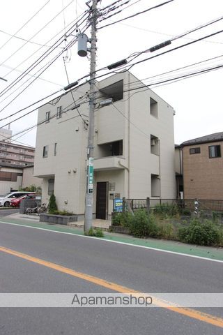 シモンズの外観写真