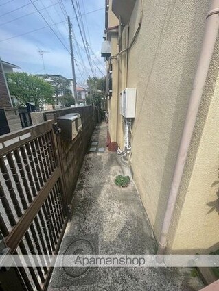 和泉荘[1R/15m2]のエントランス