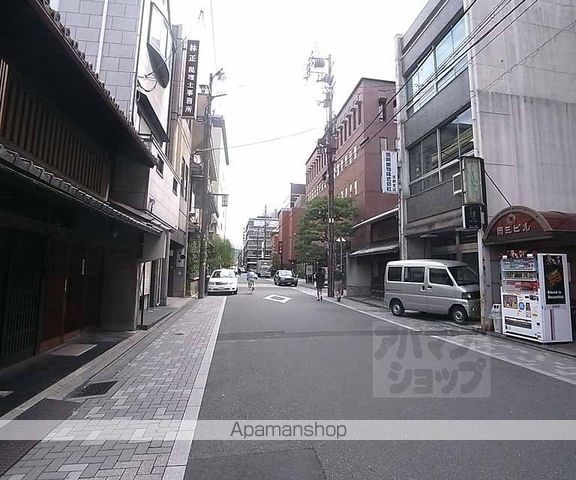 プリオール烏丸三条の周辺写真