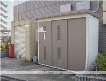 レオパレス新名[2DK/49.68m2]の共用部1