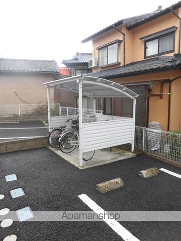 クレセントコートの外観写真