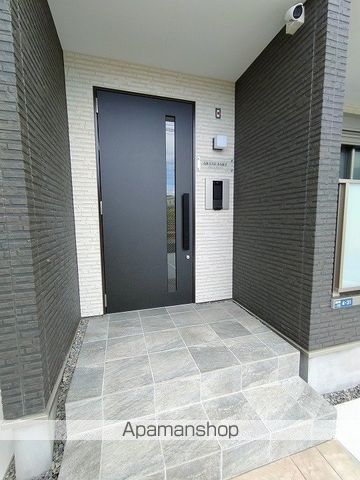 GRAND FORTの玄関写真