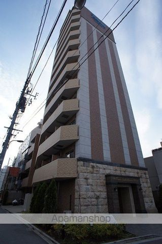 プレサンス新宿御苑前アルティメットの外観写真