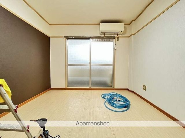 フレックス新大阪の内装写真