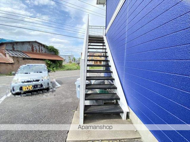吉井ハイツC棟の玄関写真