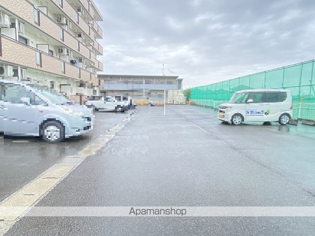 GRANDIRのその他写真