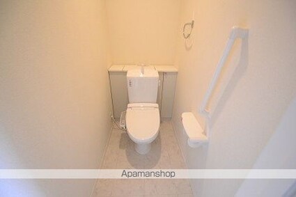 東京都昭島市宮沢町１丁目[2DK/52.5m2]のトイレ