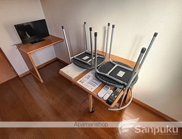 レオパレスユアーズIIIの内装写真