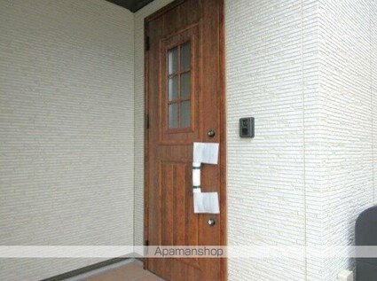 岩瀬川戸建て住宅[3SLDK/77.83m2]のエントランス