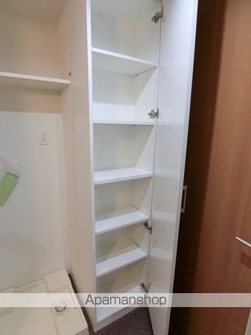 エフ・パークレジデンス横浜反町3261の内装写真