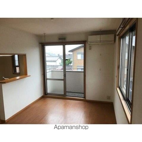 グランシャリオ高萩Cの内装写真