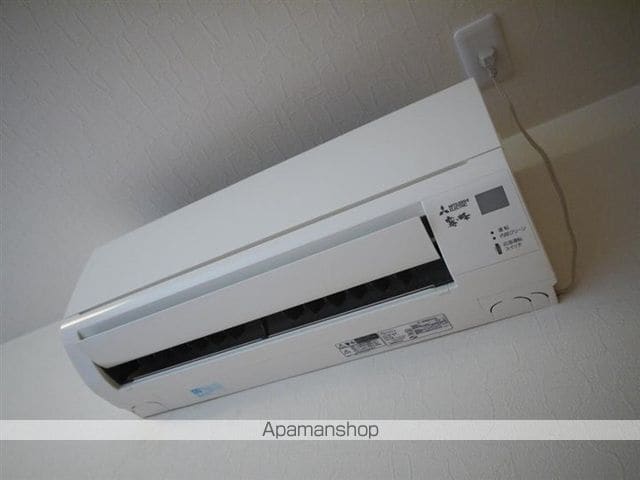COLLINSの内装写真