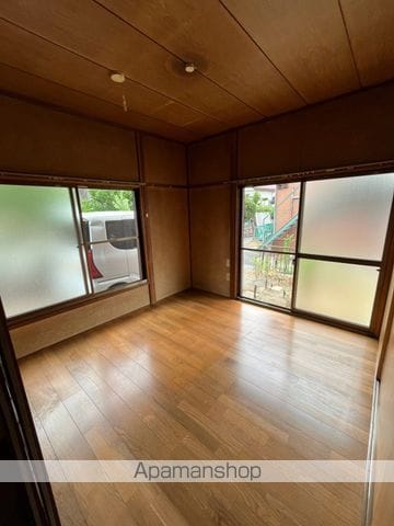 鎌倉市 1階建 築56年の内装写真