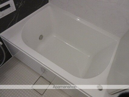 ルフォンプログレ四谷[1K/25.08m2]のバス