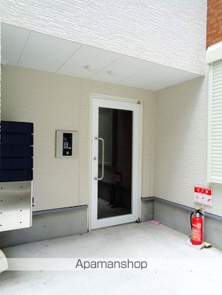 ティーエム三軒茶屋[1R/20.02m2]のエントランス2