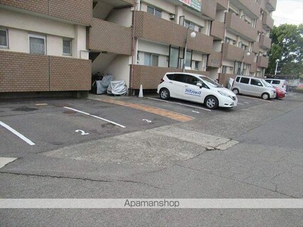 和歌山県和歌山市太田[2LDK/53m2]の駐車場