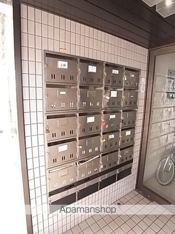 ティファニー北円山の玄関写真