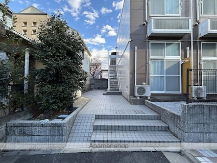 レオパレスサンライズ[1K/19.87m2]のエントランス