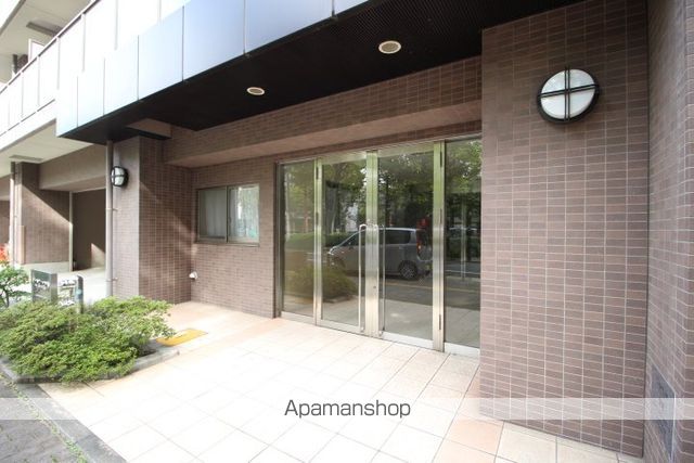 ルラシオン岡山野田屋町の玄関写真