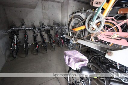 広島県広島市中区大手町２丁目[2K/30.07m2]の共用部1