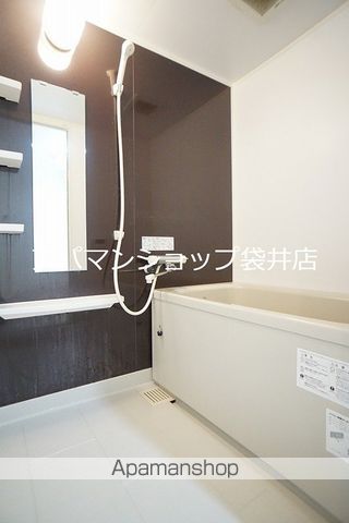 エバーグリーンの内装写真