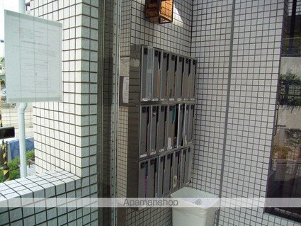 エドケンベルトピア豊中Ⅰ[2DK/46.69m2]の共用部2
