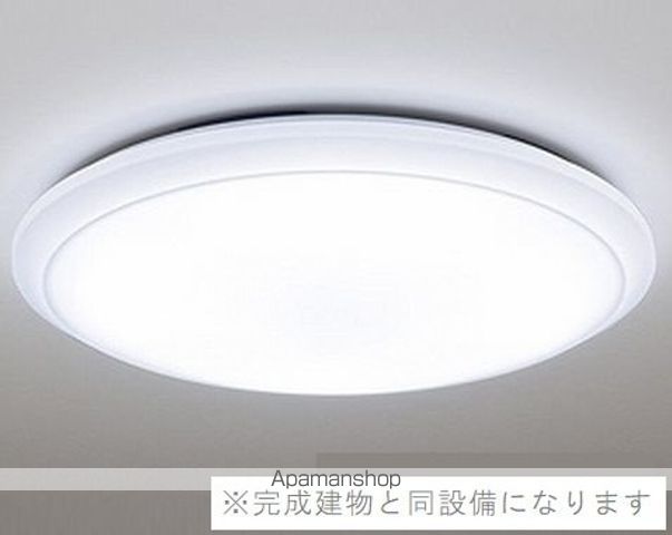 グラッシュフル Aの内装写真