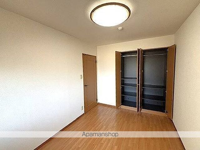 サーパス城見通り第弐の内装写真