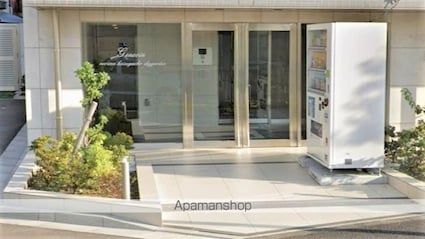 ジェノヴィア練馬春日町スカイガーデン[1DK/30.4m2]のエントランス1