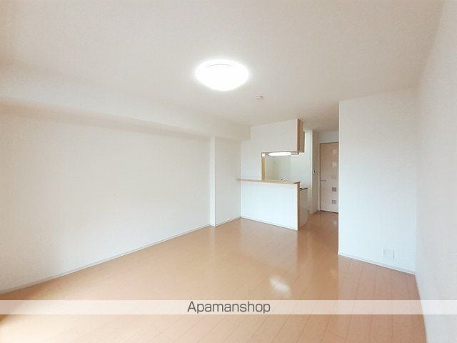 メゾン早坂2番館の内装写真