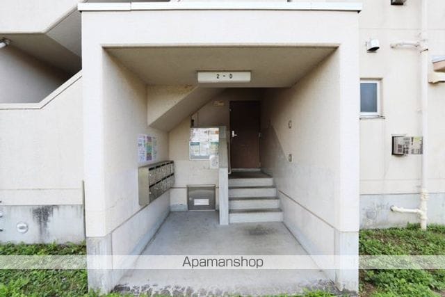 ビレッジハウス小泉1号棟の玄関写真