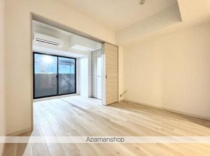 ＳーＲＥＳＩＤＥＮＣＥ中新町ａｖｅｌｉｓ[1LDK/30.39m2]のリビング・居間