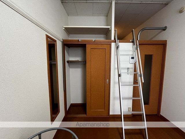 レオパレスキャトル セゾンの内装写真