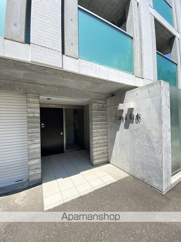 ラヴィ菊水の玄関写真