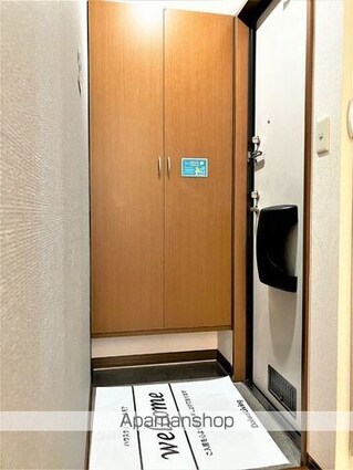 Ｇｒｅｅｎ　Ｆｏｒｅｓｔ　ＡＢＣ[2LDK/62.1m2]の玄関