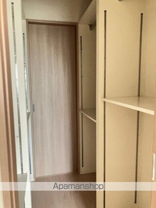 東京都八王子市明神町４丁目[2SLDK/71.23m2]の収納