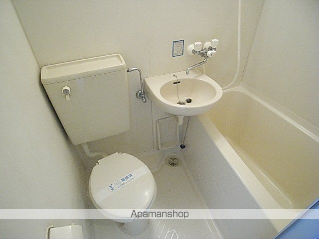 ダイドーメゾン園田2の内装写真