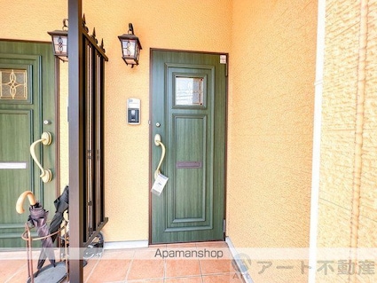 キャピトゥール[2LDK/63.49m2]のエントランス3