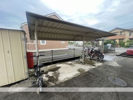 レオパレスフラワーヒル花山[1K/22.7m2]の共用部