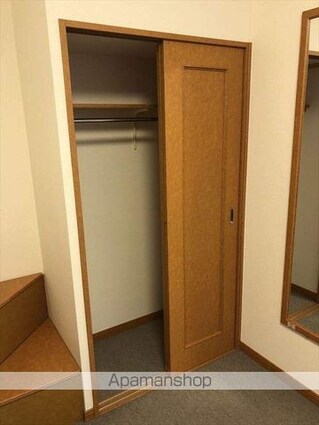 レオパレス北出島[1K/26.08m2]の収納