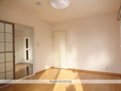 長野県長野市徳間１丁目[3DK/66.9m2]の内装2