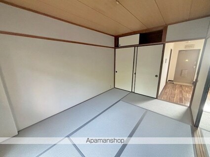 滋賀県近江八幡市上野町[2K/40m2]の内装3