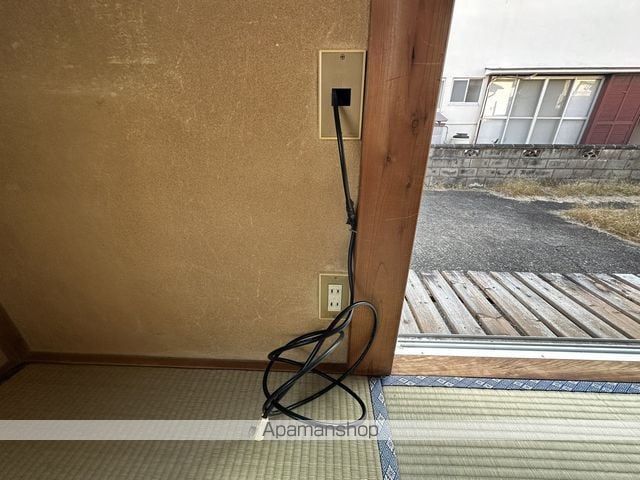 根本アパートの内装写真