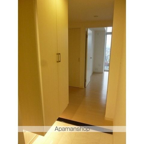 ラクレイス西新レジデンシャルタワーの内装写真
