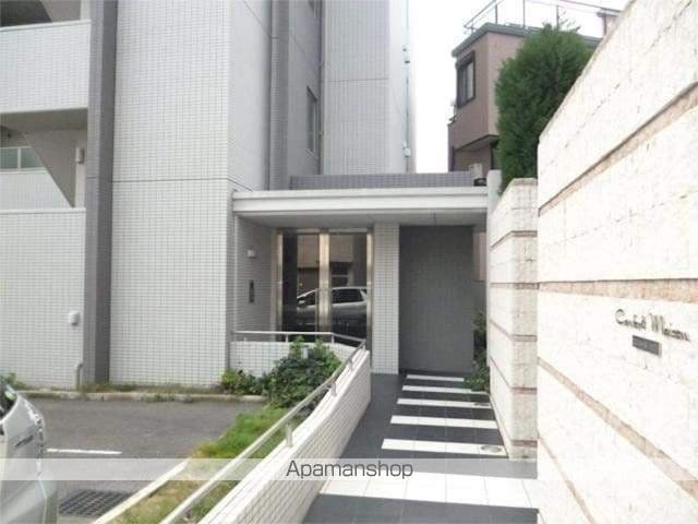 コンフォールメゾンの玄関写真