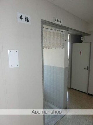 和歌山県和歌山市西旅籠町[事務所/23.97m2]の共用部1