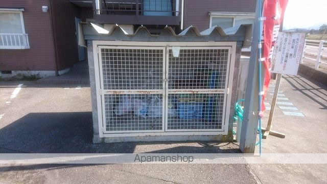 八尾コーポの外観写真