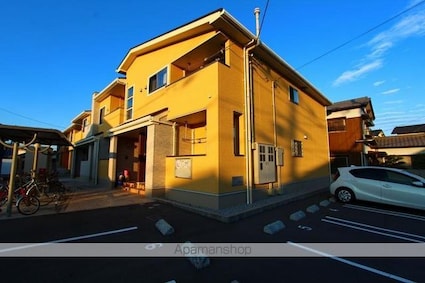 ピア六条[2LDK/56.78m2]の外観4